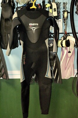 Mares Mens Trilastic Deluxe 5-4-3 Wetsuit   X-SMALL