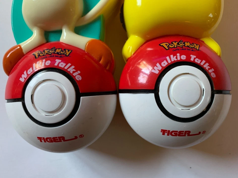 Walkie Talkies Pokémon de colección, Pikachu y Meowth, Tiger Electronics Foto 3 de 4