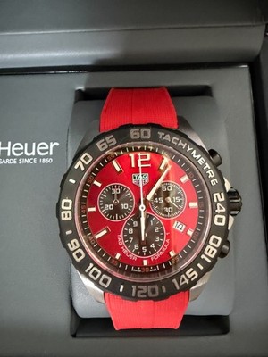 Tag Heuer Formula 1 CAZ101AN.FT8055 43mm Red Rubber Chronograph Quarz Uhr