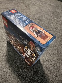 LEGO Pirates of the Caribbean: Captain's Cabin (4191)