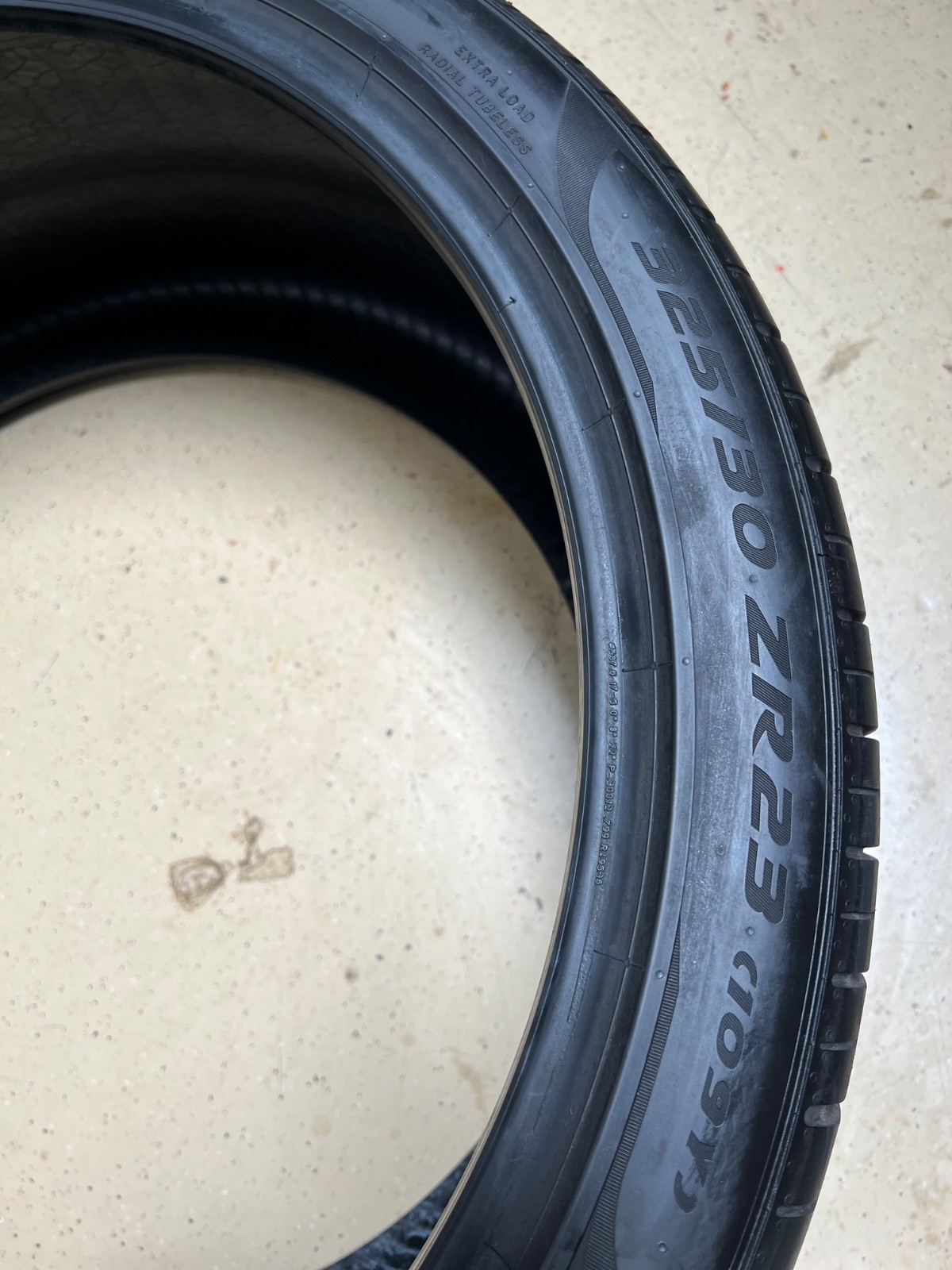 1 - NO REPAIR 325/30ZR23 XL (109Y) Pirelli P Zero PZ4 (L) Lamborghini OEM - 5006