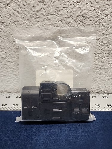 Yakima 8810135 Rpl, Snar,Rd/Sq Set of 4 - Picture 2 of 2