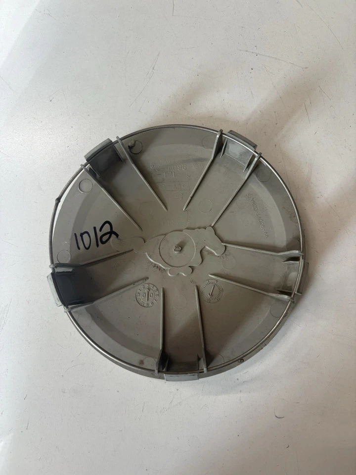 (1) Tapacubos central de rueda Ford Mustang 1996-2000 OEM F6ZC-1A096-BA Foto 2 de 3