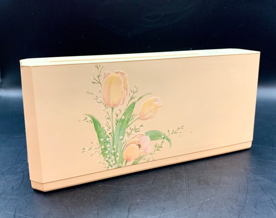 Otagiri Japanese lacquerware tulip desk caddy — a tiny piece of 70s/80s import kitsch that's genuinely charming and functional.