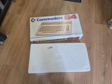 Commodore 64 Computer Box with Polys & Pink Bag #BX1