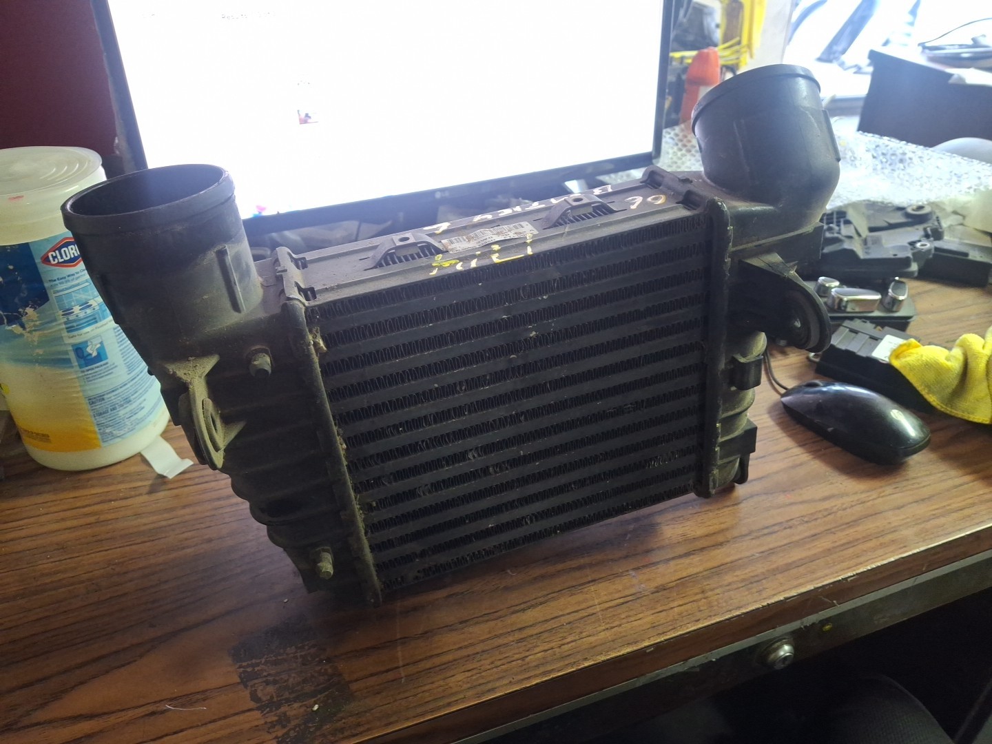 03-18 Bentley Continental Gt 6.0L Intercooler Turbo Radiator Left 3W0145803a Oem