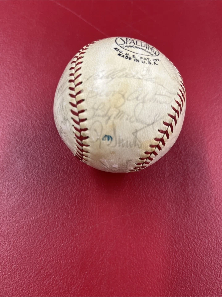 1965 Chicago Cubs Team Signed Spalding vintage Baseball JSA LOA Banks,Williams - Image 3 of 4