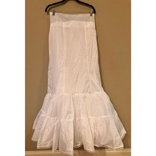 David’s Bridal Fit & Flare Slip Petticoat White Size 14 Wedding Gown Underskirt