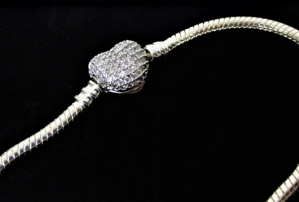 NEU 20cm Schlangen Gliederarmband Pave Herz Armband für Charm silber - Bild 2 von 3