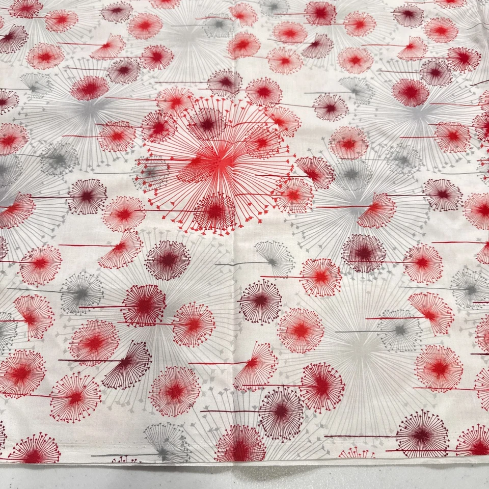 free spirit quilting fabric cotton wrenly floral circles red 034 wildfield 81x43 - Image 4 of 4