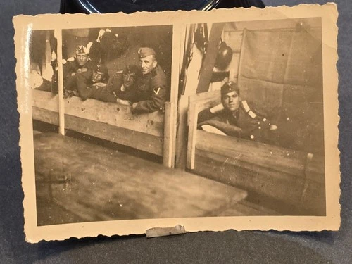 WEHRMACHT SOLDIERS IN BUNKER BEDS WWII WW2 German Wartime Military photo