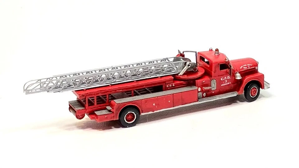 N Scale "SG" Aerial Ladder Truck Kit by Showcase Miniatures (one truck) (174) - Image 4 of 4