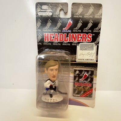 NHLPA Headliners Wayne Gretzky Figure By Corinthian. Signature Series.