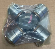 AMERICAN AXLE MANUFACTURING [AAM] U-Joint 05127822AB 1485