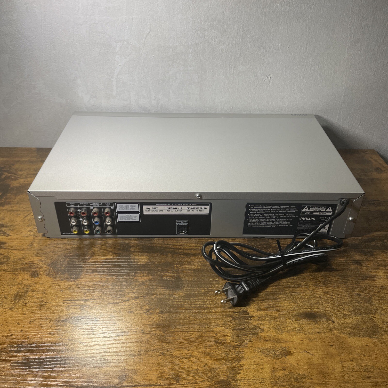 Philips DVD VCR VHS Combo Player HiFi Progressive Scan DVP3340V/17 with