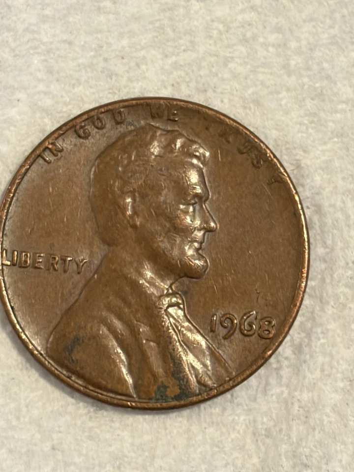 1968 Lincoln Memorial Penny Coin No Mint Mark Everything Is In The Rim ungraded - Image 2 of 4