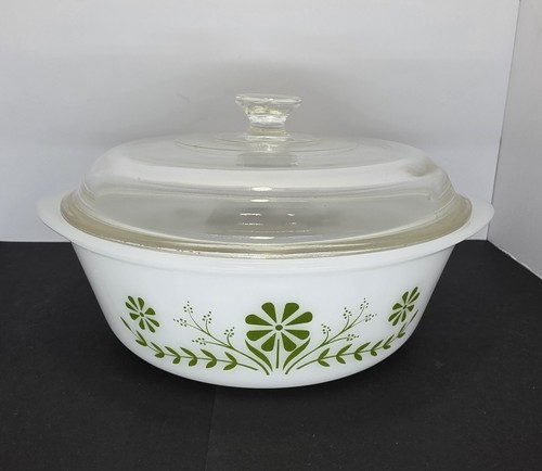 Vintage Glasbake Milk Glass Green Daisy Round Casserole Dish with Lid *READ* - Picture 2 of 24