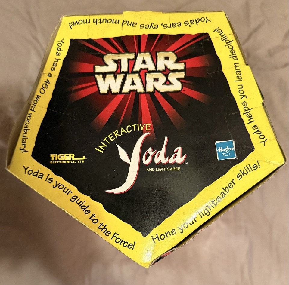 Star Wars Interactive Yoda And Lightsaber 2000 Hasbro Toys | eBay