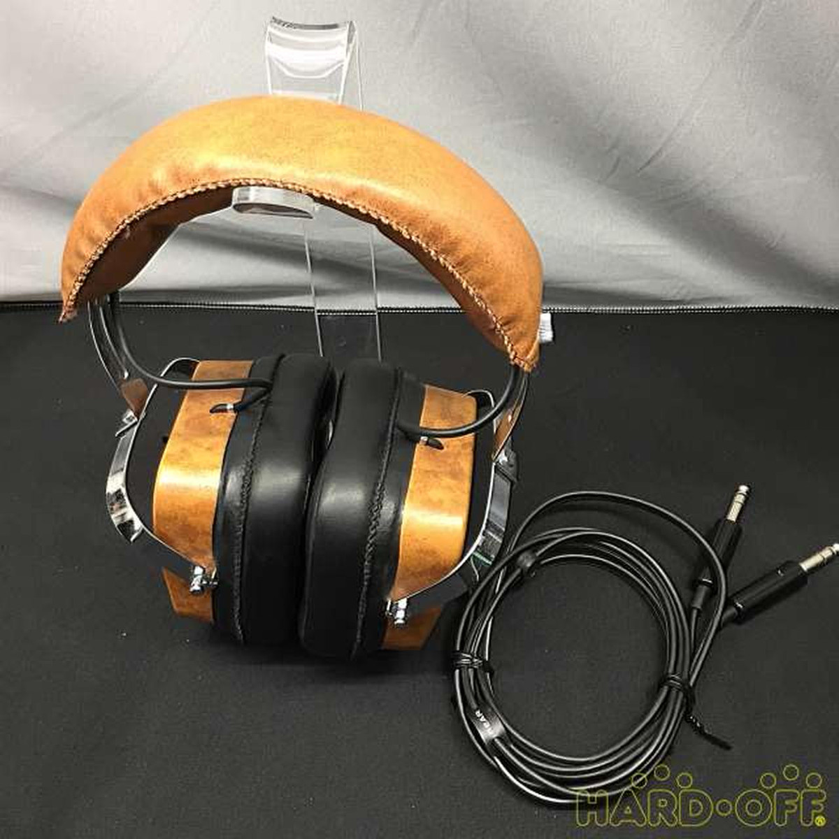 Hitachi HD-404 Vintage Headphones 2ch/4ch Switchable with Hitachi HD-404 Vintage Headphones 2ch/4ch Switchable with