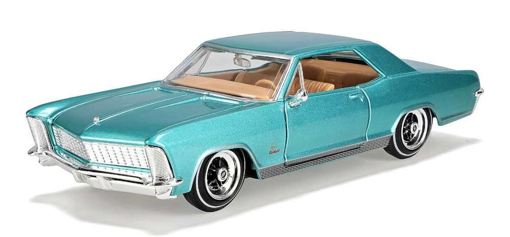 1965 Buick Riviera Gran Sport 1/26 Scale Diecast Model - MAISTO
