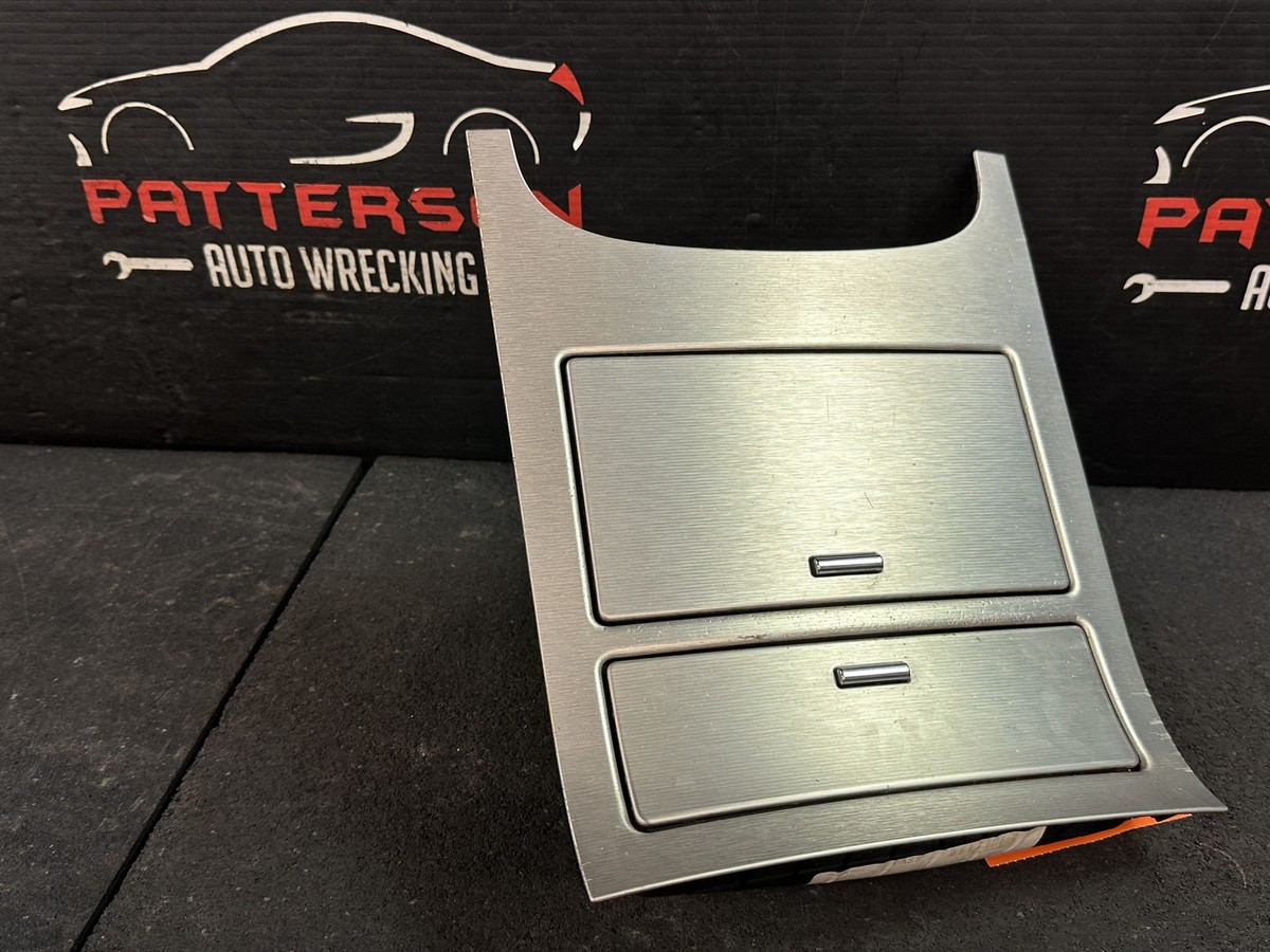 07-14 CADILLAC ESCALADE FRONT CONSOLE HEATED & COOLED CUP HOLDER