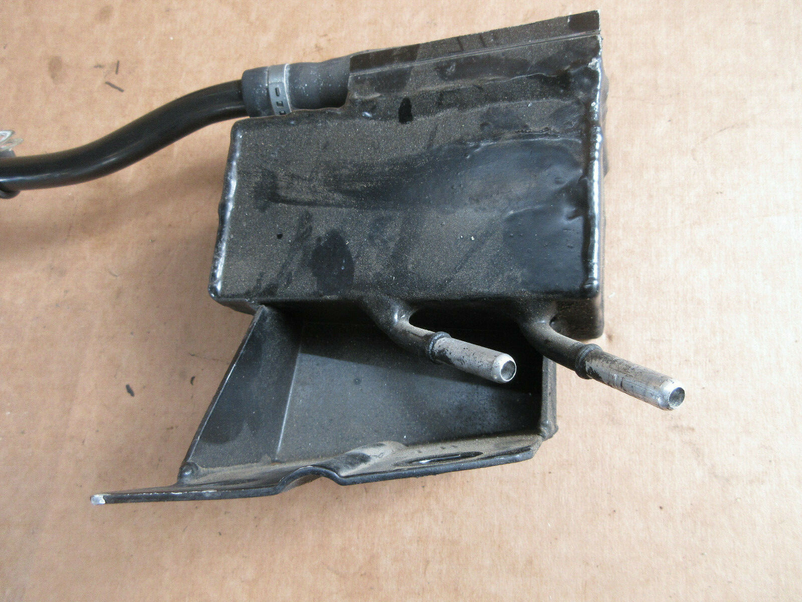 Ferrari 360 Spider - LH Disareator / Vapor Separatore  # 186423