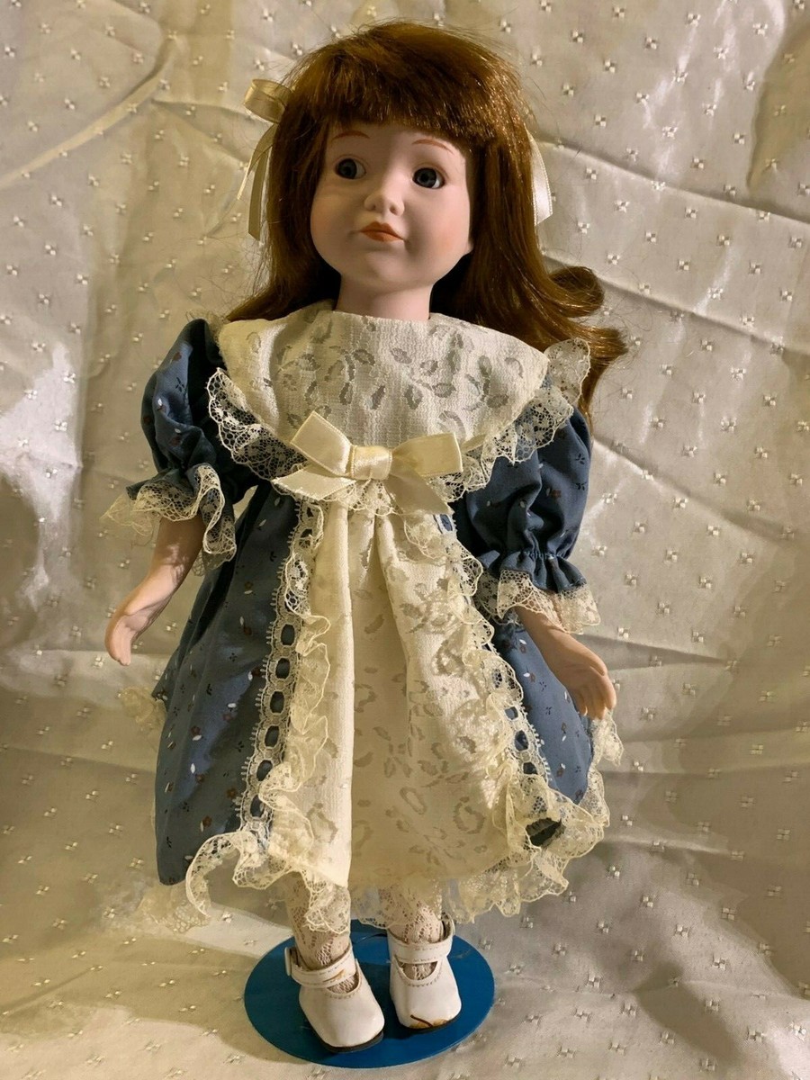 MYD 　Marian Yu Designs　人形　2体セット MYD Marian Yu Designs Collectible 13'' Porcelain Doll With Stand