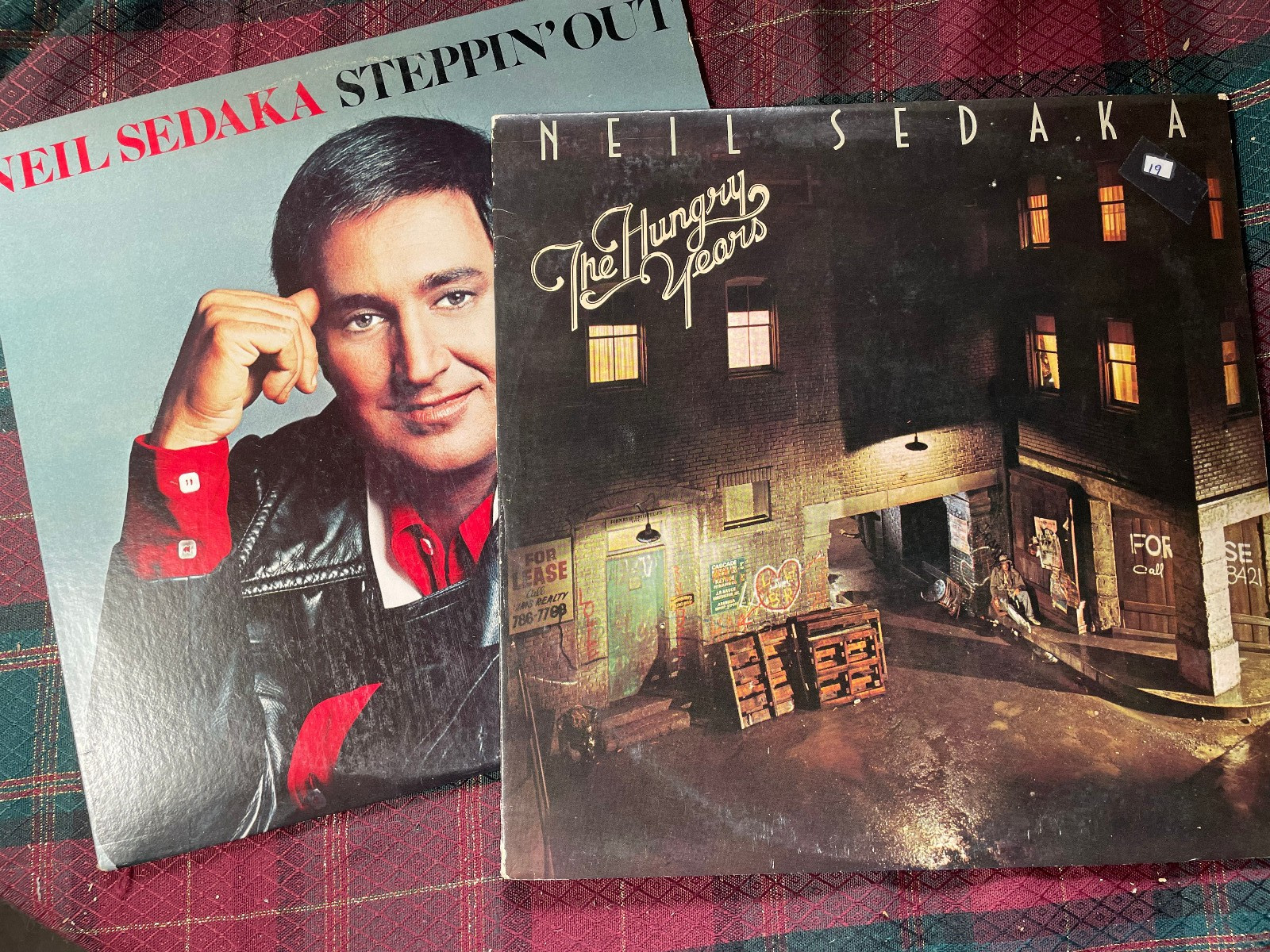 2 Vintage Neil Sedaka Albums LP's Steppin' Out & The Hungry Years VG