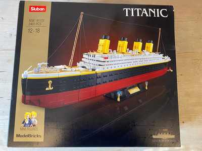 Sluban Klemmbausteine Titanic 1:350 extra groß M38-B1122 (2401 Teile) Neu