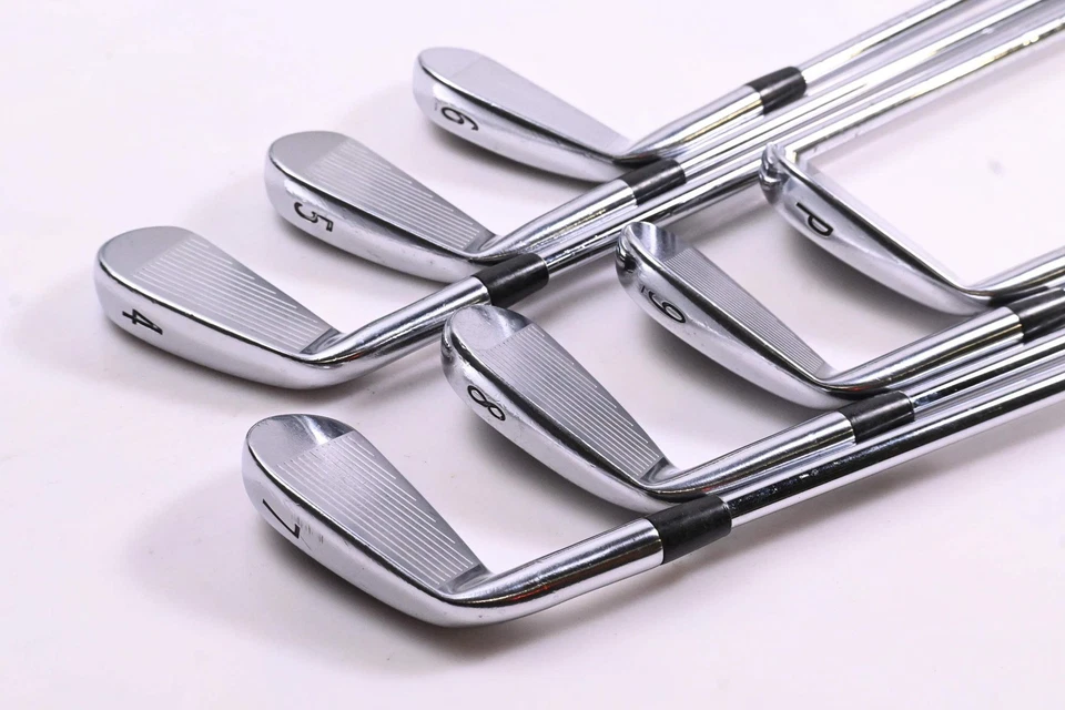 Titleist 716 AP2 Irons / 4-PW / Stiff Flex Dynamic Gold AMT S300 - Image 4 of 4