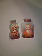 2 Self-adhesive Stickers Featuring Animals