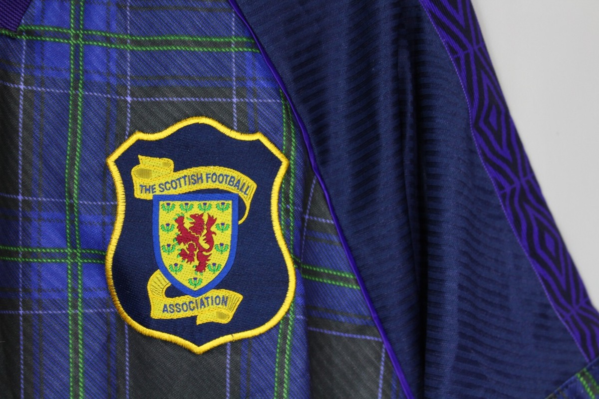 SCOTLAND NATIONAL TEAM 1994 1995 HOME FOOTBALL SHIRT JERSEY UMBRO