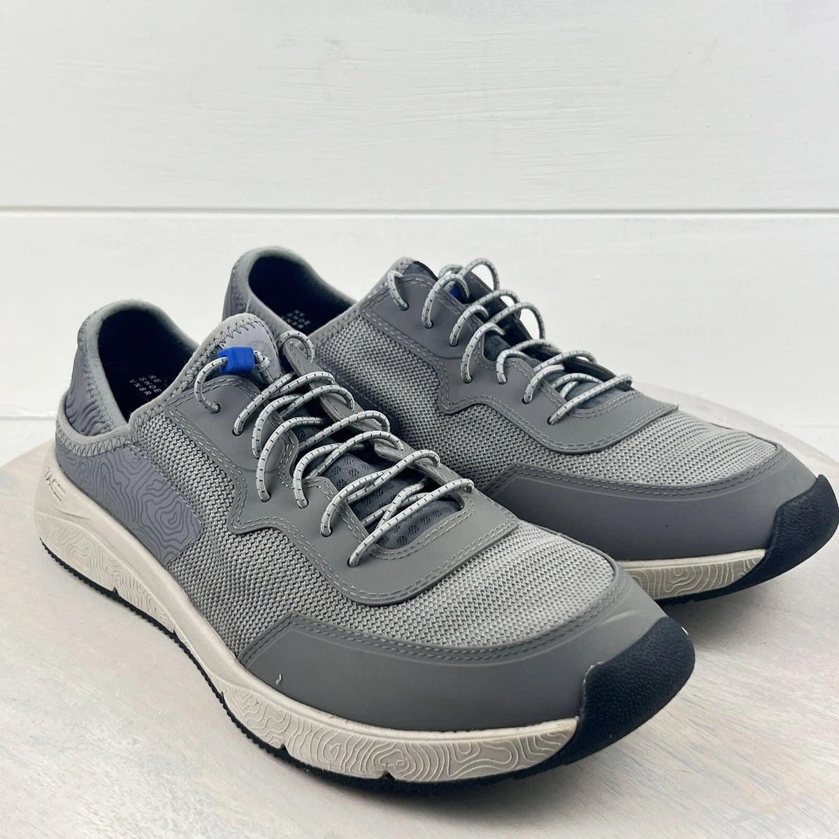 Clarks 2025 gray shoes