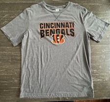 Two Joe Burrow And Cincinnati Bengals NFL Short Sleeve T Shirts Size Large