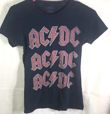 T-SHIRT AC/DC Ladies Cut Back In Black 1980 Tour 2010 Black  XS Live Nation