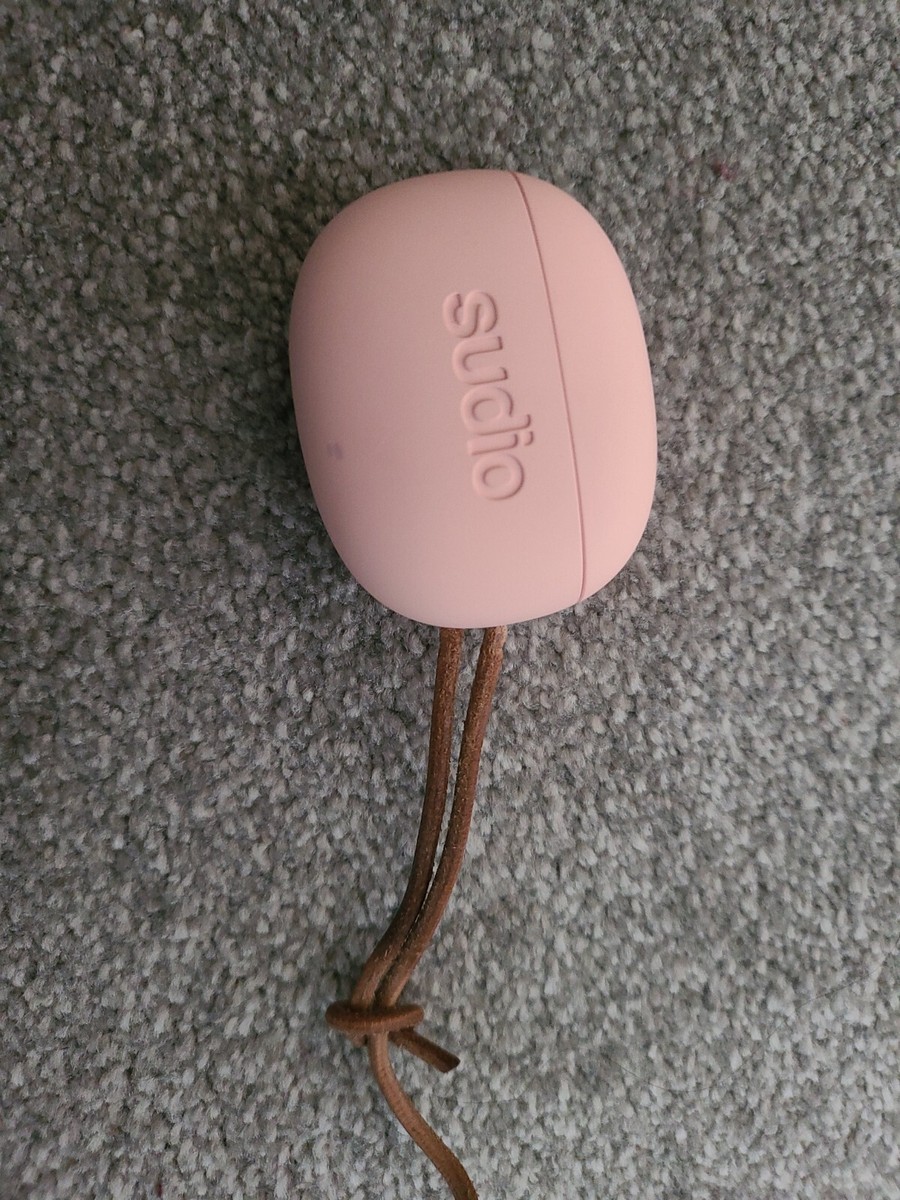 Sudio Tolv Wireless Bluetooth Earbuds Pastel Pink *used* UK