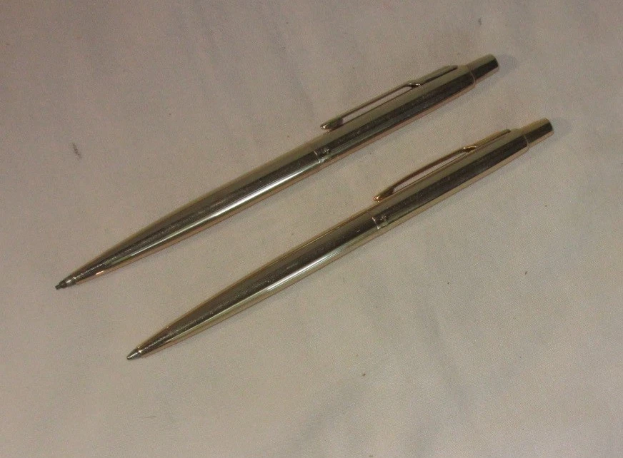 Vintage Parker Gold Filled Brushed With Lines Ballpoint Pen And Pencil Set; USA - Image 2 of 4
