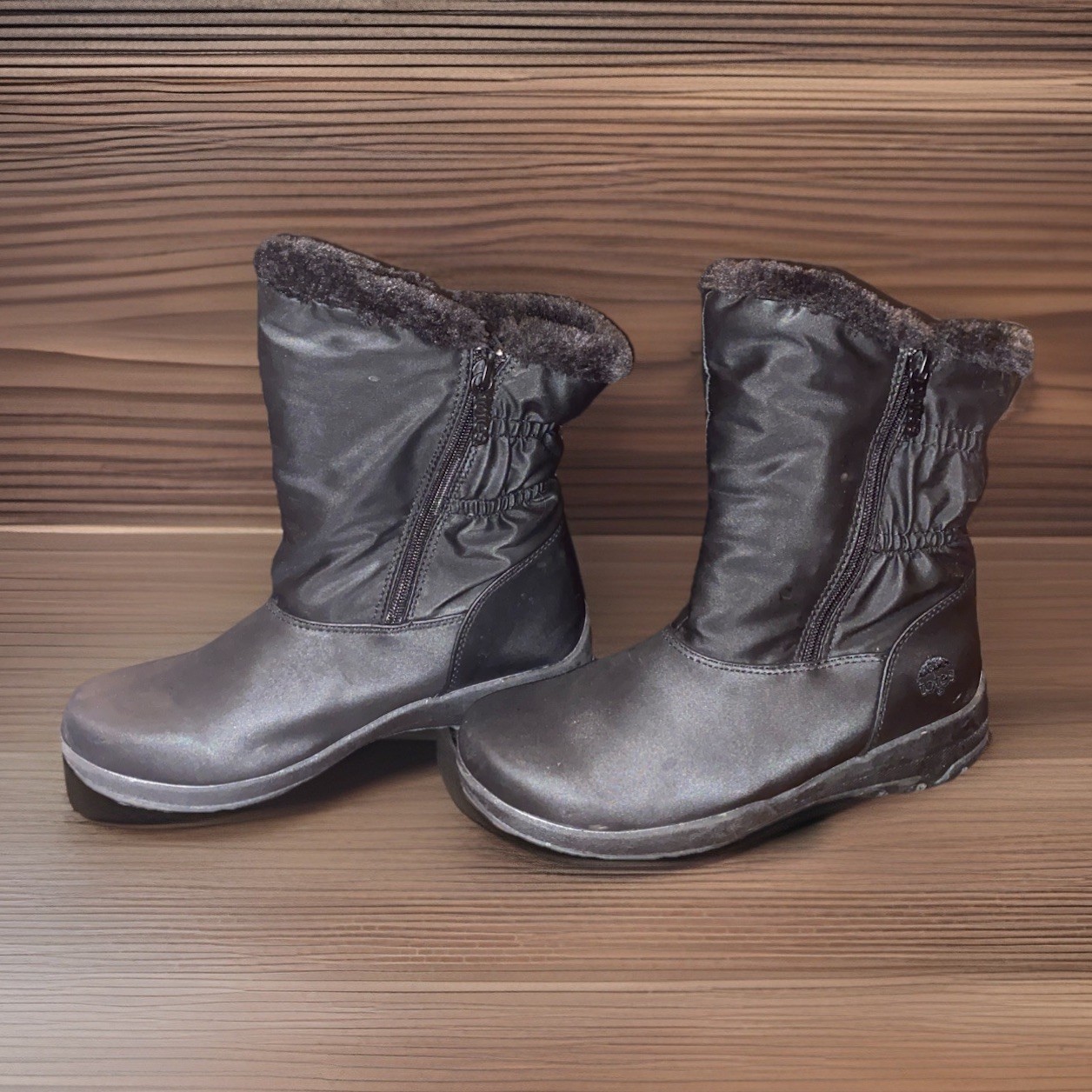 Totes Snow Boots Women’s Size 8M Rikki Black Faux Fur Lined Zip Up Excellent !-image