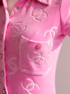 Iconic Chanel Vintage S/S 1996 Pink Velour CC Logo Button 96P Top
