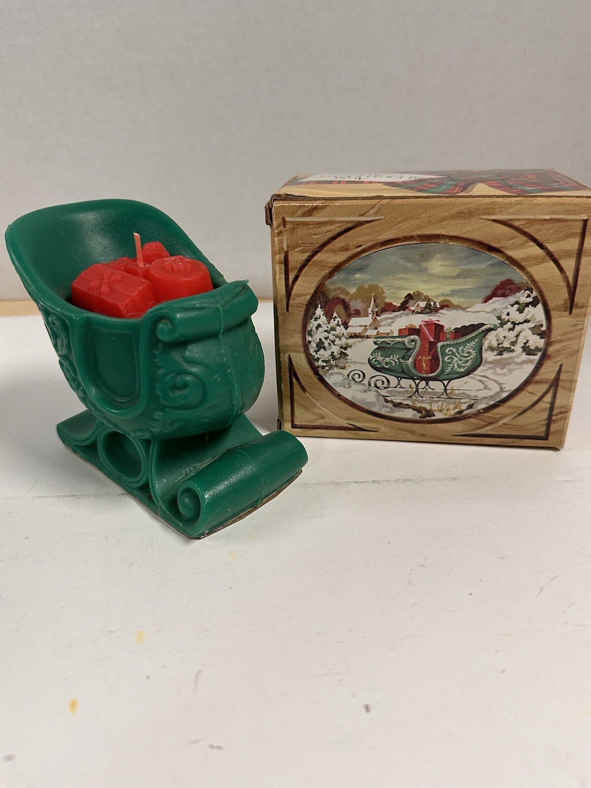 Vintage Christmas Avon Sleigh Light Bayberry Fragrance Candle In Box