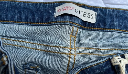 Ladies Guess Slim Straight Medium Blue Distressed Jeans Low Rise size 31 - Picture 7 of 9