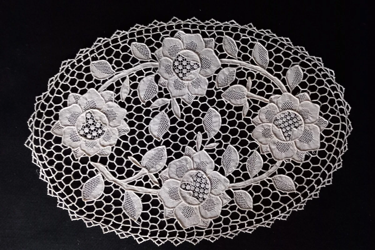 NAPPERON CENTRE De Table Brode Main Fraises Rond De 75 Cm Super Promo* EUR 20,00 - PicClick FR