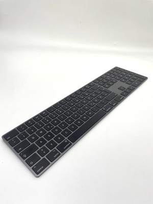 Apple Magic Keyboard mit Ziffernblock Schwarz A1843 - Guter Zustand