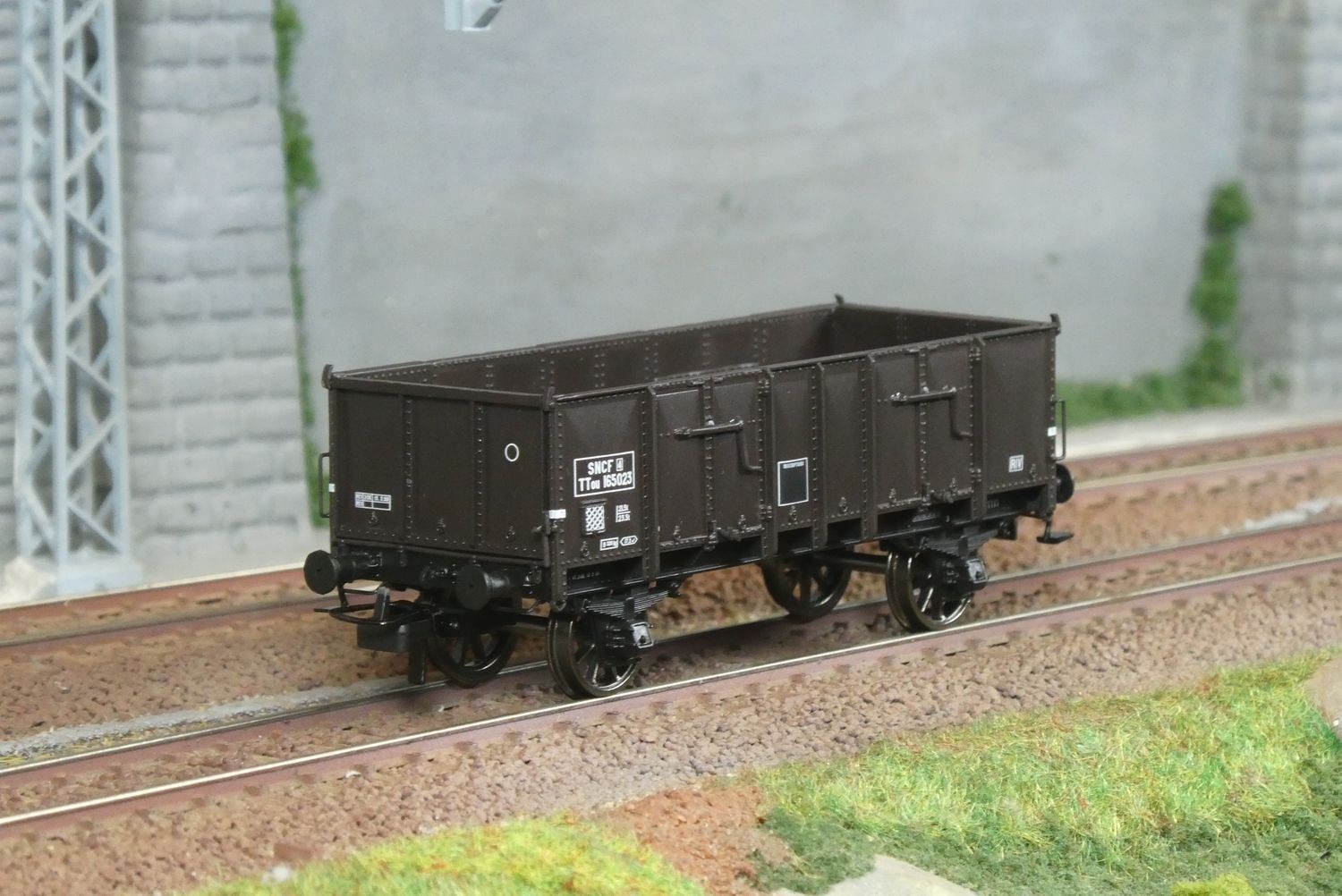 Wagon tombereau caisse metallique REE WB917 SNCF train miniature HO