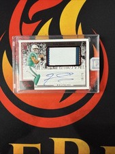 Tua Tagovailoa 2020 Panini One Red /25 Rookie Patch Auto RPA On Card RC Sealed. rookie card picture