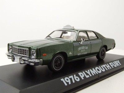 Plymouth Fury 1976 dunkelgrün Checker Cab Beverly Hills Cop Modellauto 1:43