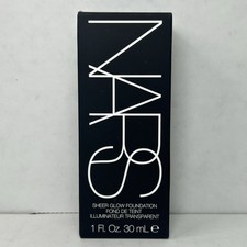 NARS Sheer Glow Foundation Illuminateur Light 2 Mont Blanc 6024 1 Fl Oz / 30mL