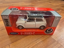 1/36 SCALE NEX WELLY CLASSIC WHITE MINI COOPER 1300 BLACK ROOF DIECAST MODEL CAR