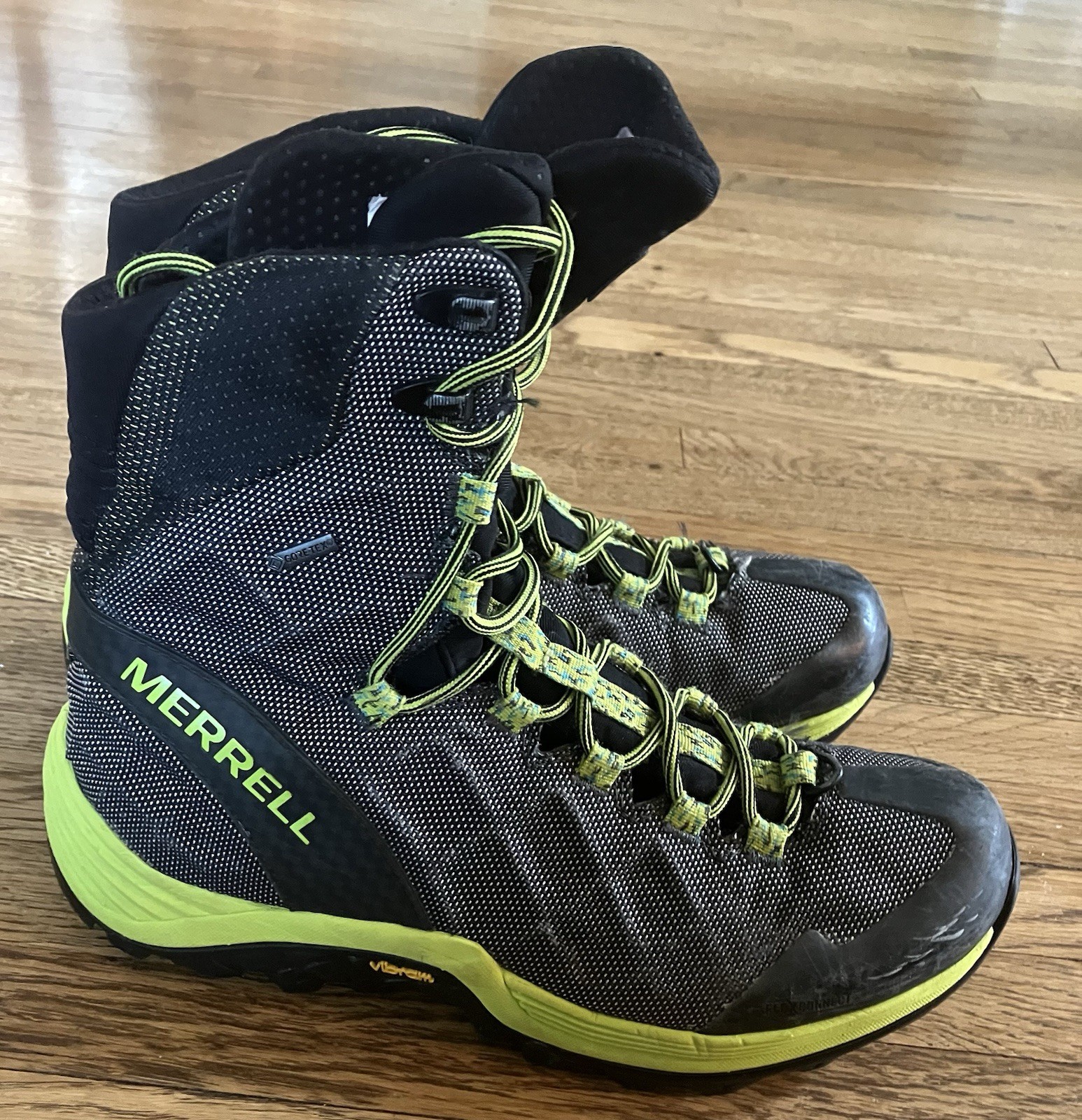 Merrell Uomo Thermo Rogue 3 GORE TEX Primaloft Mid Scarponi da Escursionismo Grigio 7 J17005