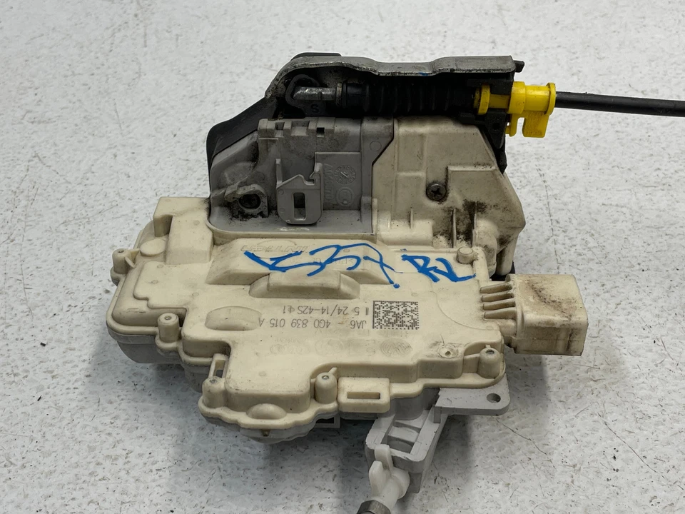 Actuador de cierre de puerta de conductor trasero izquierdo Audi S7 2012-2015 1537 OEM Foto 4 de 4